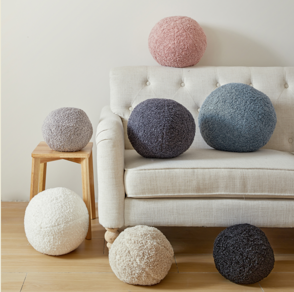 Small Pebble Pillow, Light Grey